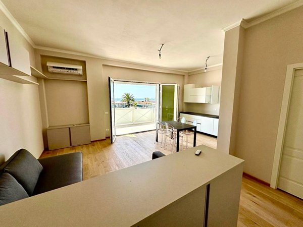 appartamento in vendita a Pietrasanta in zona Marina di Pietrasanta