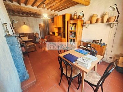 casa indipendente in vendita a Pietrasanta