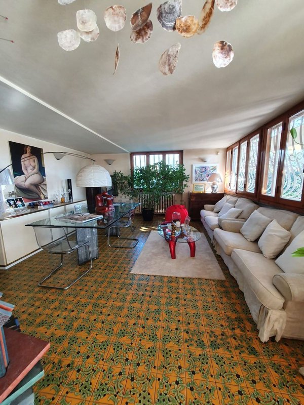 casa indipendente in vendita a Pietrasanta