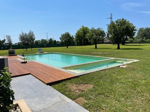 casa indipendente in vendita a Pietrasanta