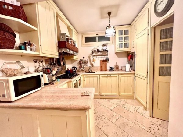 casa indipendente in vendita a Pietrasanta