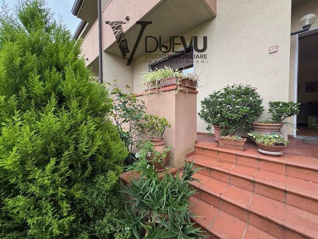 casa indipendente in vendita a Pietrasanta