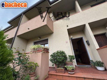 casa indipendente in vendita a Pietrasanta