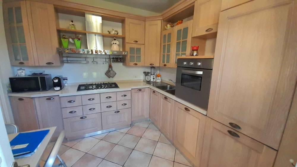 casa indipendente in vendita a Pietrasanta in zona Vallecchia