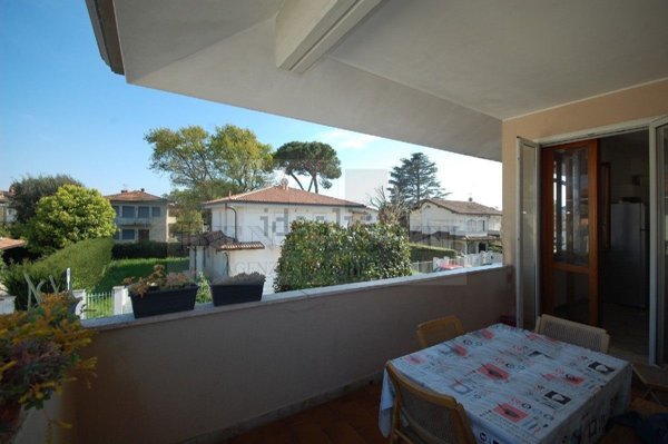 casa indipendente in vendita a Pietrasanta in zona Vignone