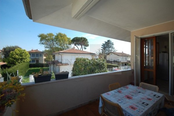 casa indipendente in vendita a Pietrasanta in zona Vignone