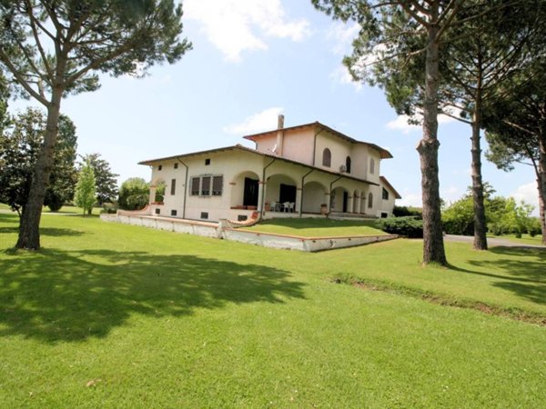 casa indipendente in vendita a Pietrasanta