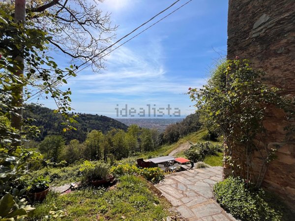 casa indipendente in vendita a Pietrasanta