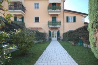 casa indipendente in vendita a Pietrasanta