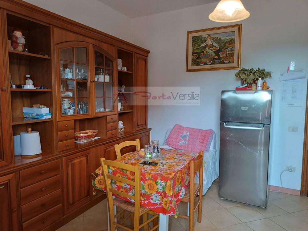 appartamento in vendita a Pietrasanta in zona Strettoia