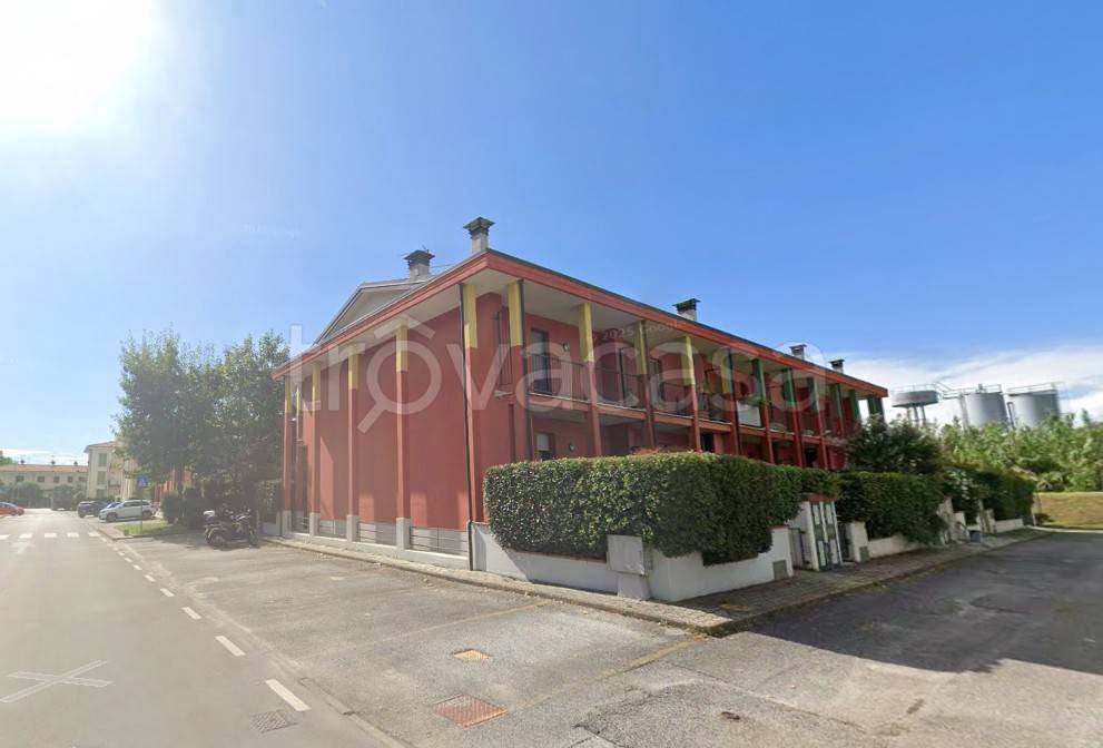 appartamento in vendita a Pietrasanta in zona Vallecchia