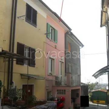 appartamento in vendita a Pietrasanta in zona Vallecchia