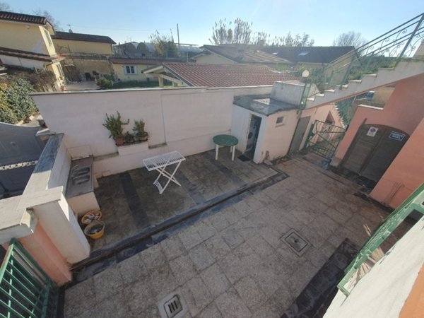 casa indipendente in vendita a Pietrasanta in zona Strettoia