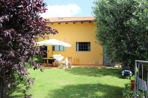 appartamento in vendita a Pietrasanta in zona Capezzano Monte