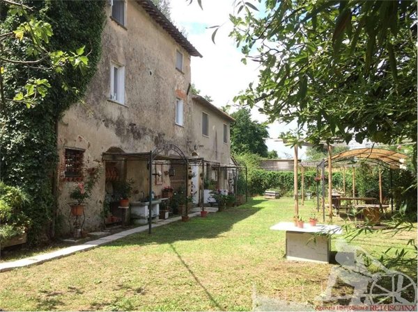 casa indipendente in vendita a Pietrasanta in zona Marina di Pietrasanta