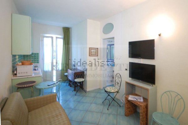 appartamento in vendita a Pietrasanta in zona Fiumetto