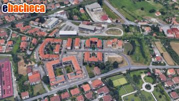 casa indipendente in vendita a Pietrasanta in zona Solaio