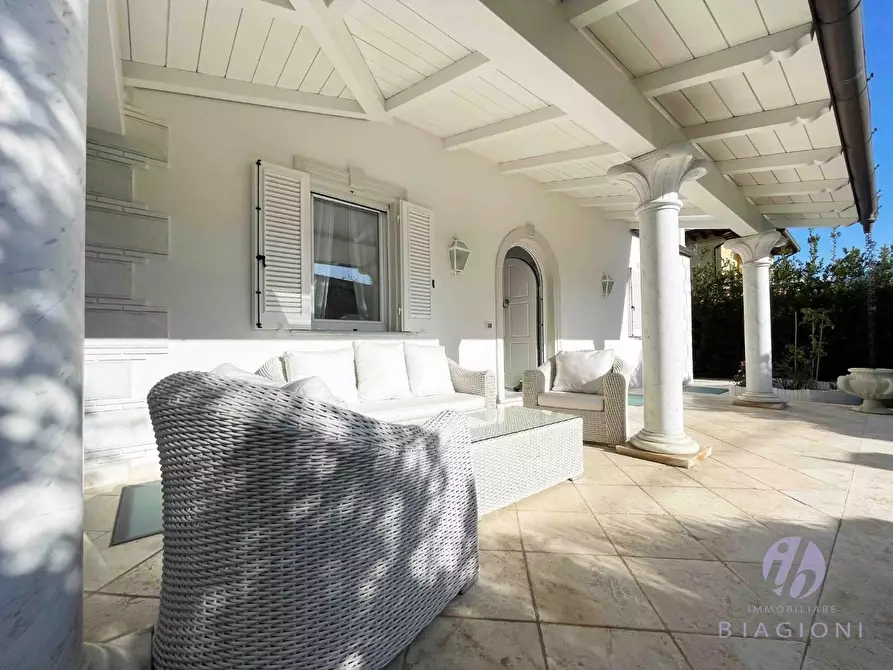 casa indipendente in vendita a Pietrasanta in zona Vignone
