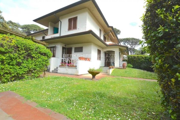 casa indipendente in vendita a Pietrasanta in zona Marina di Pietrasanta