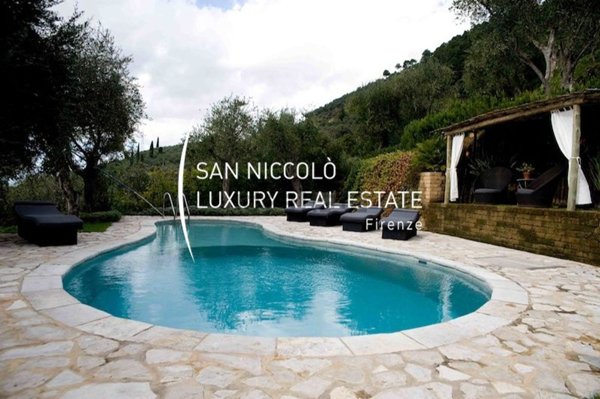 casa indipendente in vendita a Pietrasanta