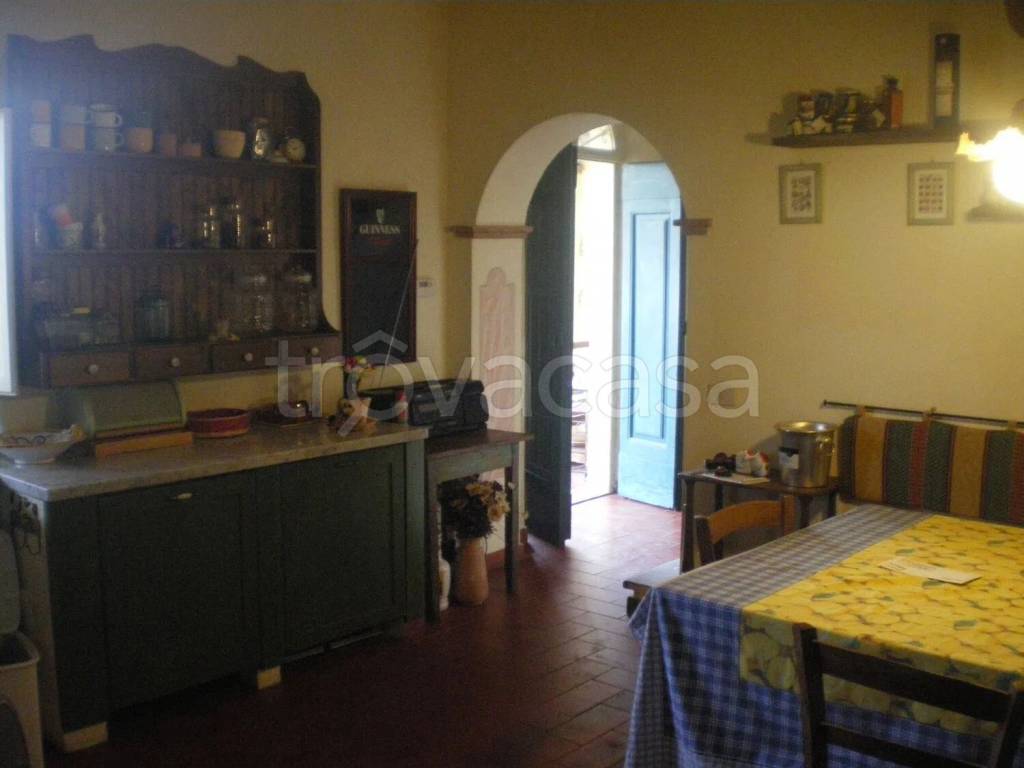 casa indipendente in vendita a Pietrasanta