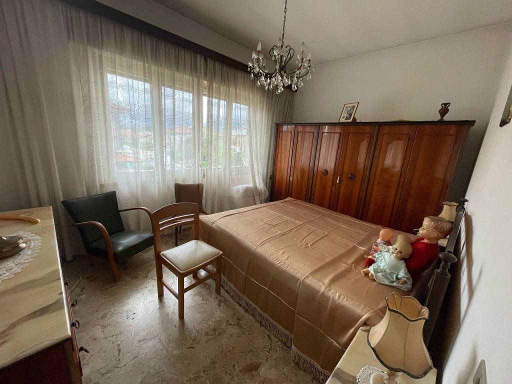 appartamento in vendita a Pietrasanta in zona Fiumetto