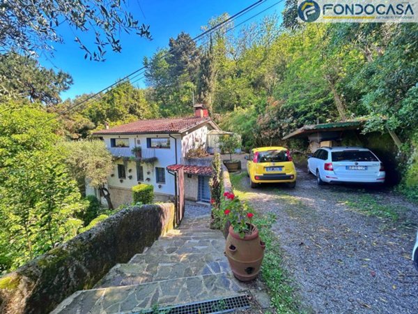 casa indipendente in vendita a Pietrasanta