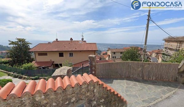 casa indipendente in vendita a Pietrasanta