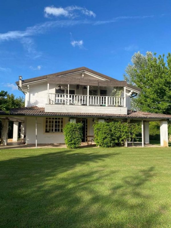 casa indipendente in vendita a Pietrasanta