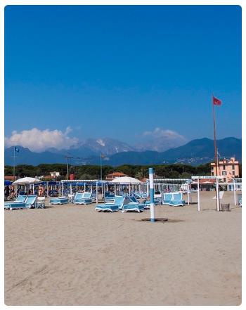 negozio in vendita a Pietrasanta in zona Marina di Pietrasanta