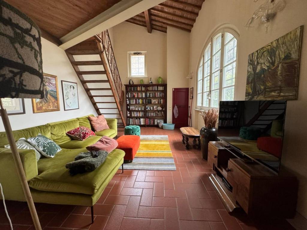 casa indipendente in vendita a Pietrasanta