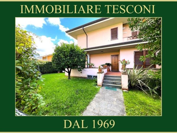 casa indipendente in vendita a Pietrasanta