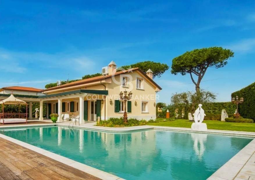 casa indipendente in vendita a Pietrasanta