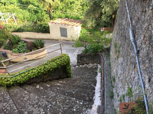 casa semindipendente in vendita a Pietrasanta