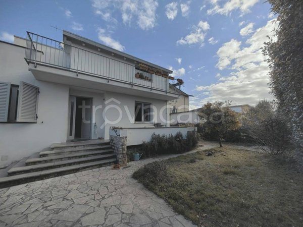 casa indipendente in vendita a Pietrasanta
