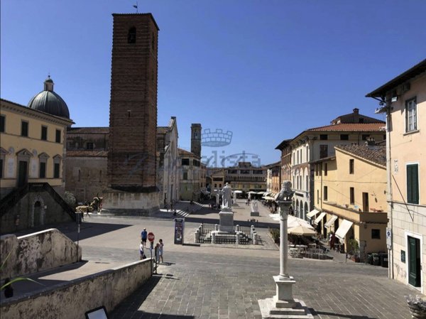 casa indipendente in vendita a Pietrasanta