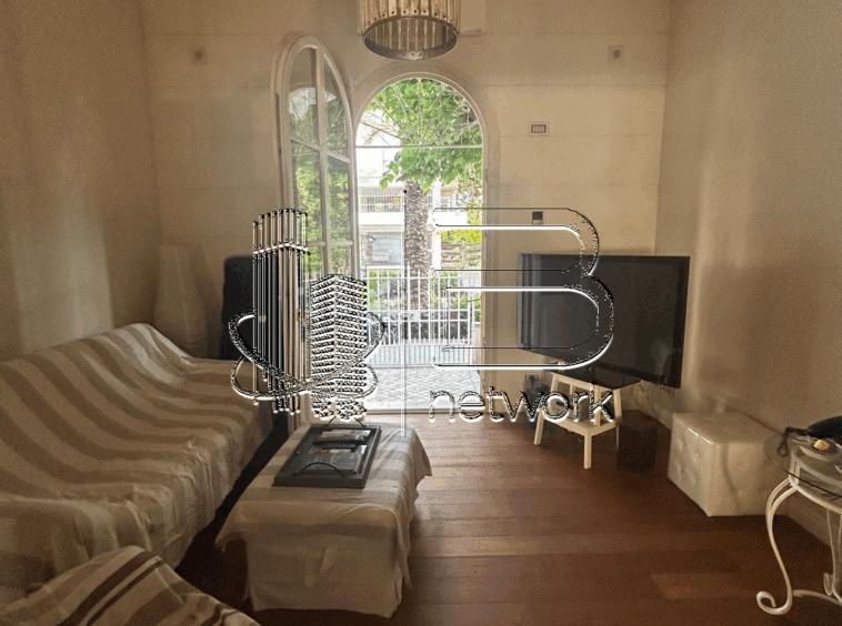 casa indipendente in vendita a Pietrasanta in zona Tonfano