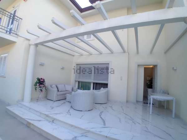casa indipendente in vendita a Pietrasanta in zona Motrone