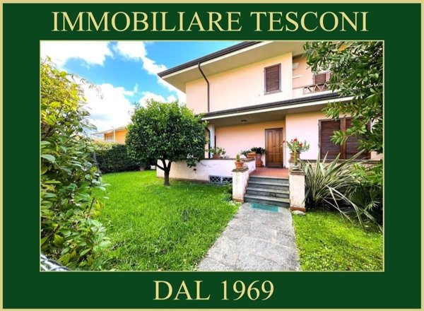 casa indipendente in vendita a Pietrasanta