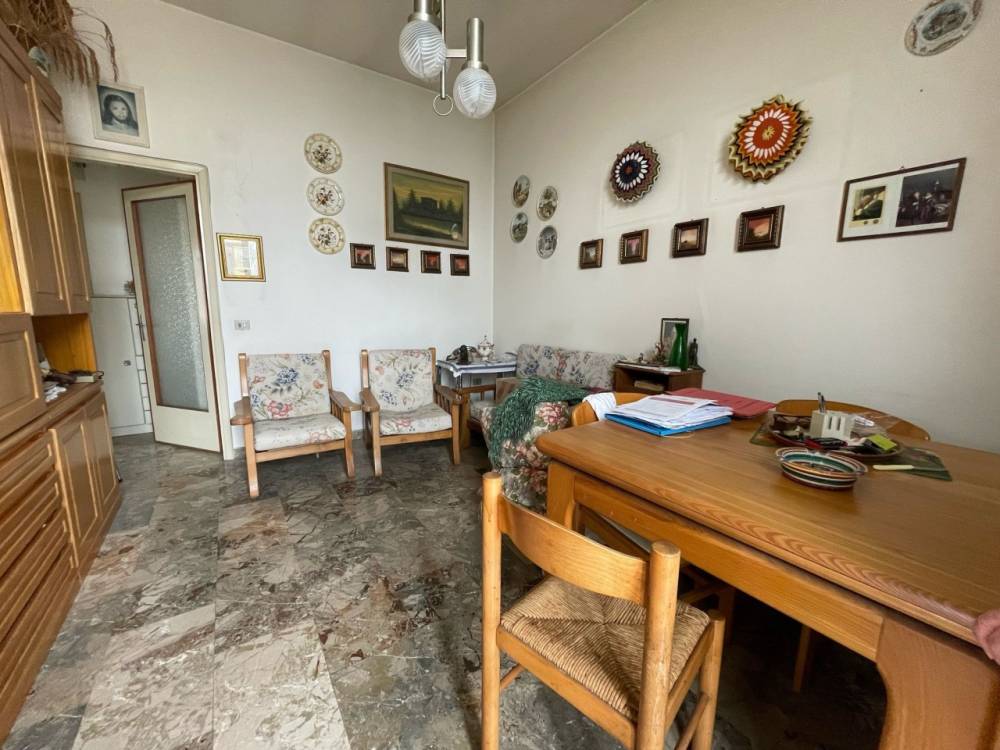appartamento in vendita a Pietrasanta in zona Fiumetto