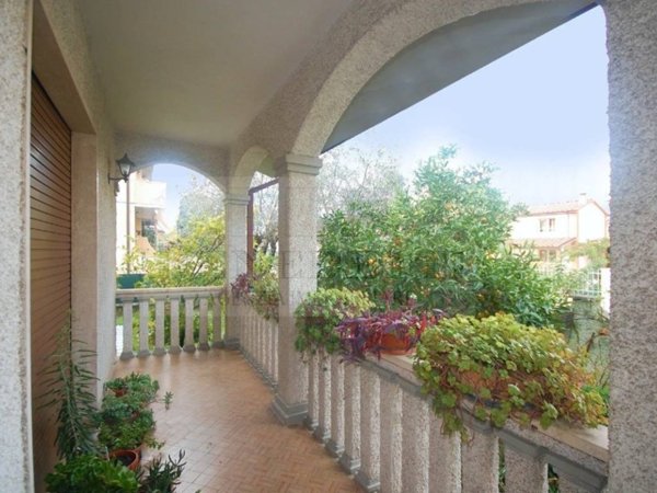 casa indipendente in vendita a Pietrasanta