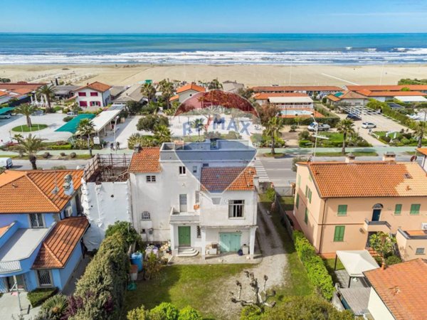 casa indipendente in vendita a Pietrasanta