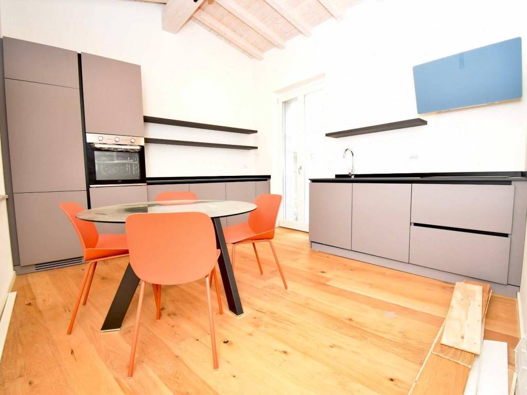 appartamento in vendita a Pietrasanta