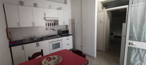 casa indipendente in vendita a Pietrasanta in zona Tonfano