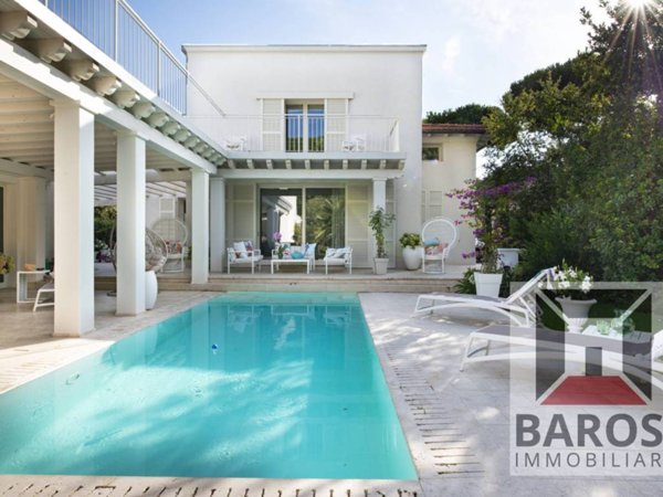 casa indipendente in vendita a Pietrasanta in zona Fiumetto