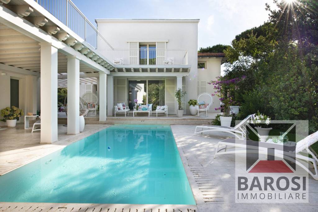 casa indipendente in vendita a Pietrasanta in zona Vignone