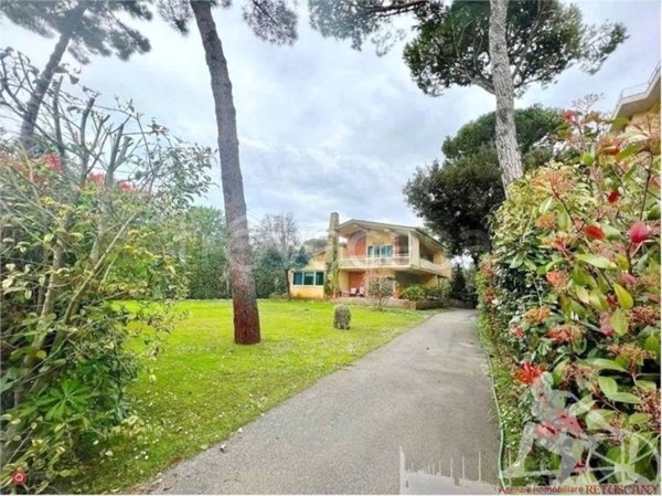 casa indipendente in vendita a Pietrasanta in zona Marina di Pietrasanta