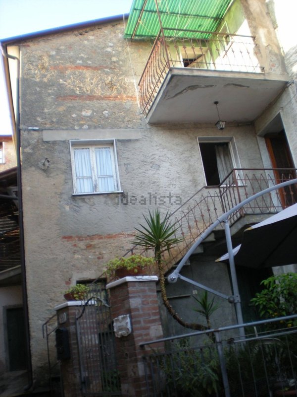 casa indipendente in vendita a Pietrasanta in zona Capezzano Monte