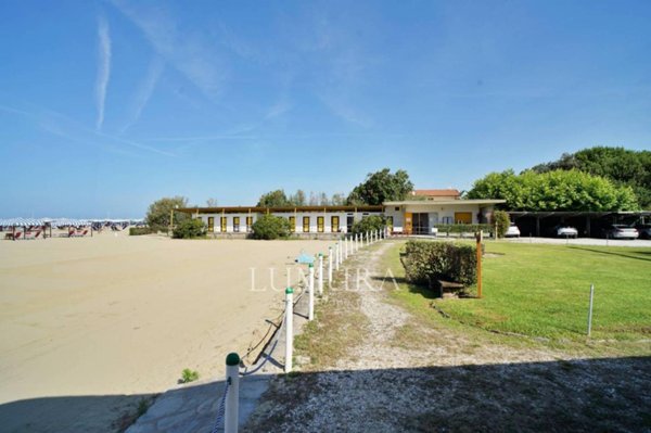 casa indipendente in vendita a Pietrasanta in zona Marina di Pietrasanta