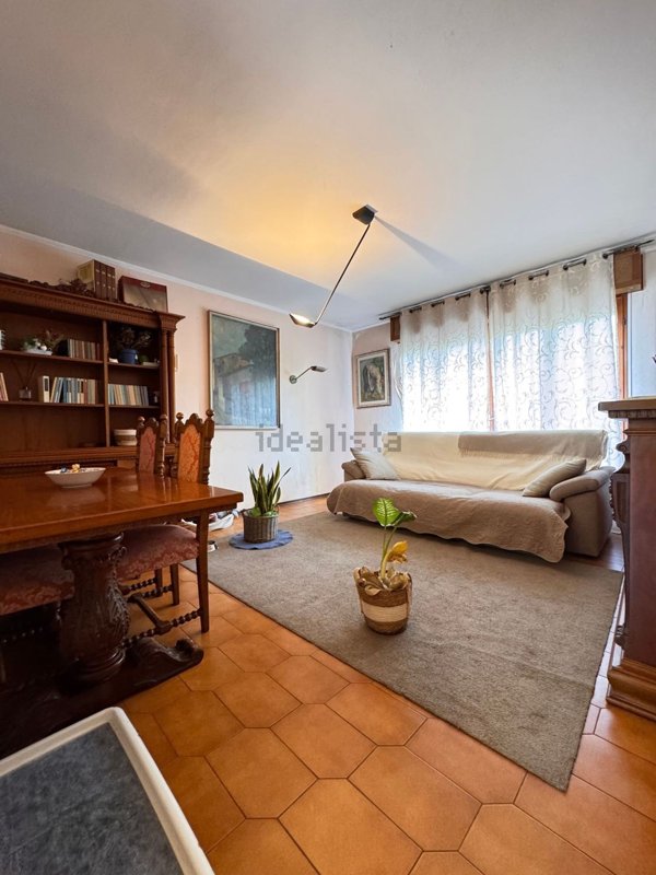 casa indipendente in vendita a Pietrasanta